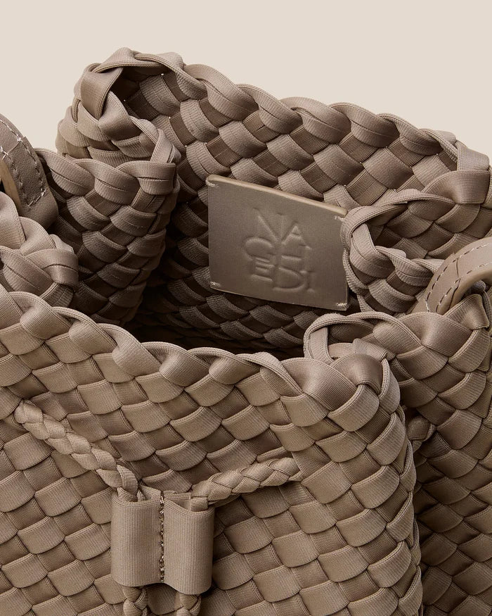 Gramercy Medium Bucket (Cashmere)