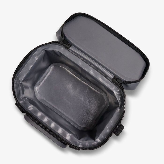 Igloo Trailmate  18 Can Softside Cooler Carbonite