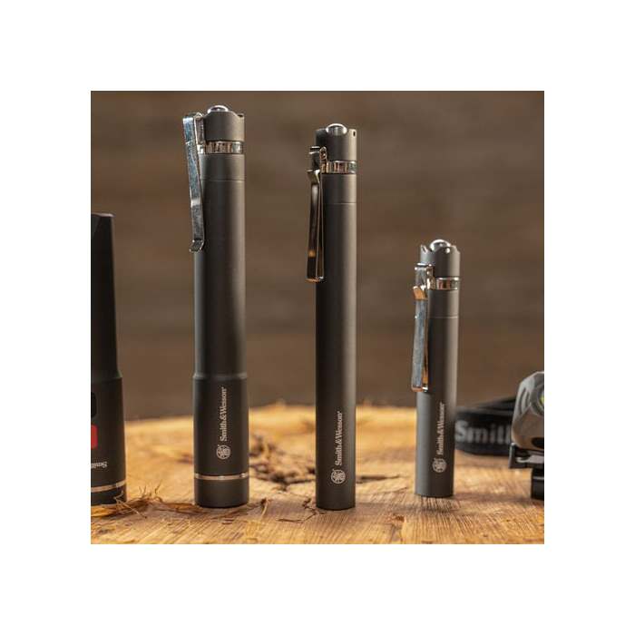 Smith & Wesson Night Guard Elite Flashlight Aluminum Black